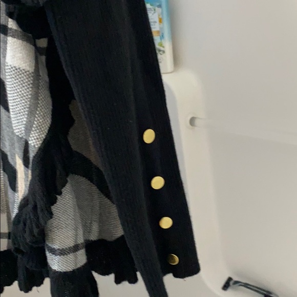 Pullover - Picture 2 of 4